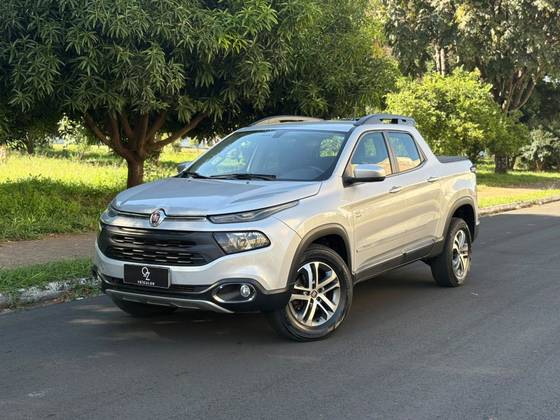 FIAT TORO 2.0 16V TURBO DIESEL FREEDOM 4WD AT9 FIAT TORO 2.0 16V TURBO DIESEL FREEDOM 4WD AT9